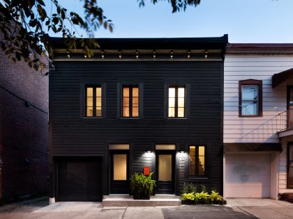 A Small Contemporary House with Bold Black Facade in Montréal by Architecture Open Form (2)