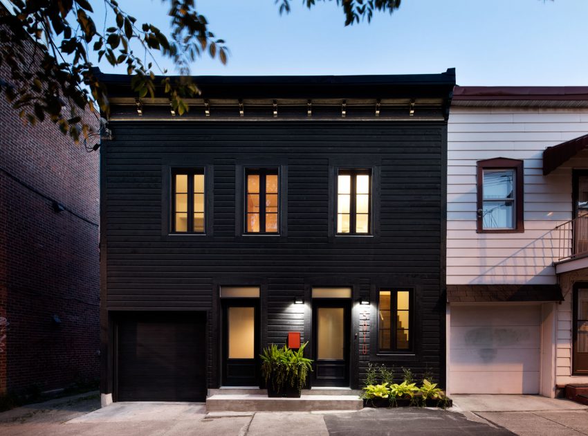 A Small Contemporary House with Bold Black Facade in Montréal by Architecture Open Form (2)