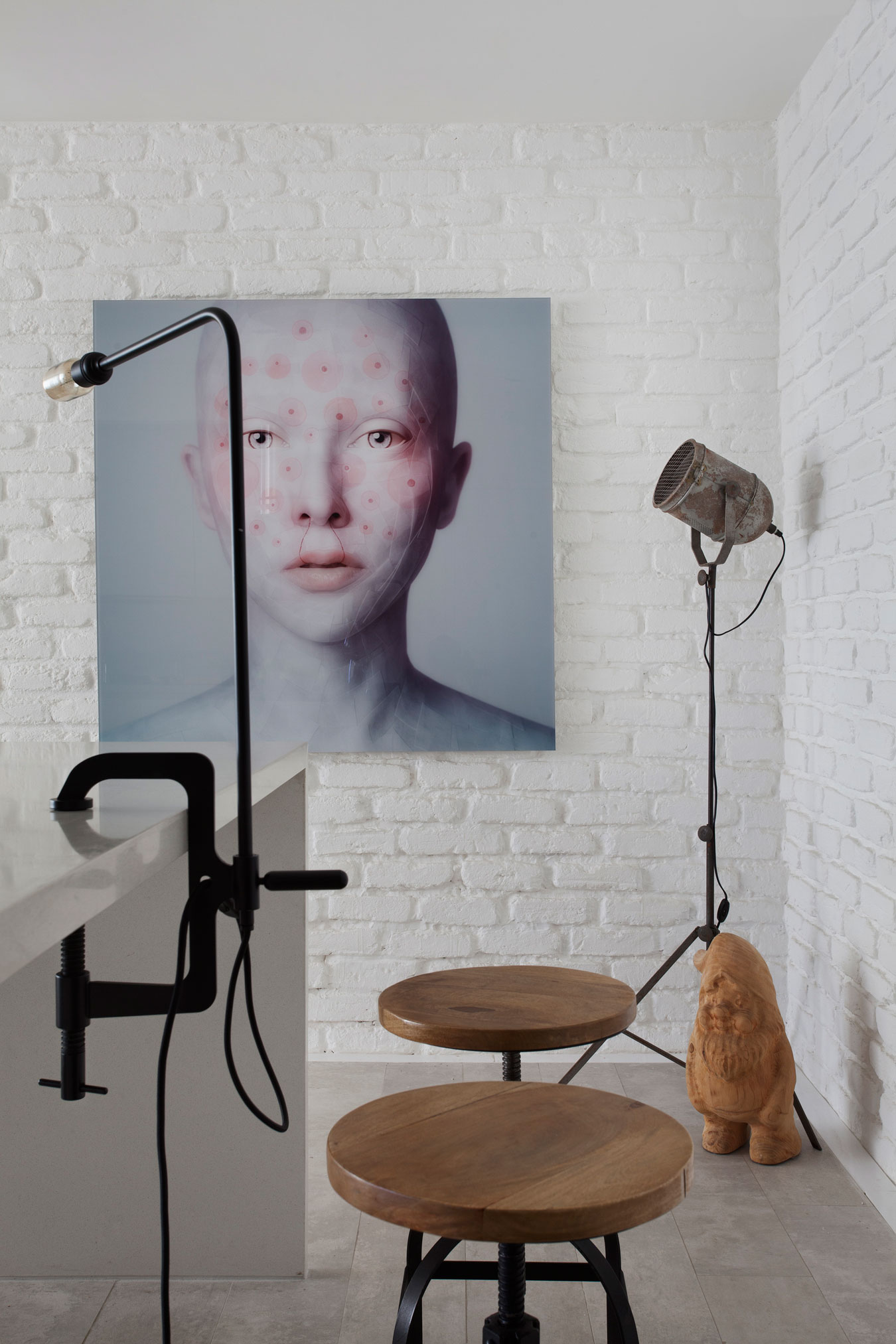 A Small and Stylish Modern Apartment in Rio de Janeiro by Studio ro+ca (11)