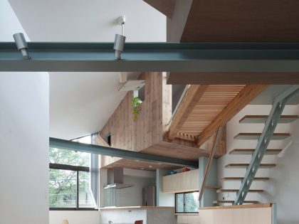 A Small yet Spacious House with Floating Treehouse in Tokyo by Yuki Miyamoto Architect (10)