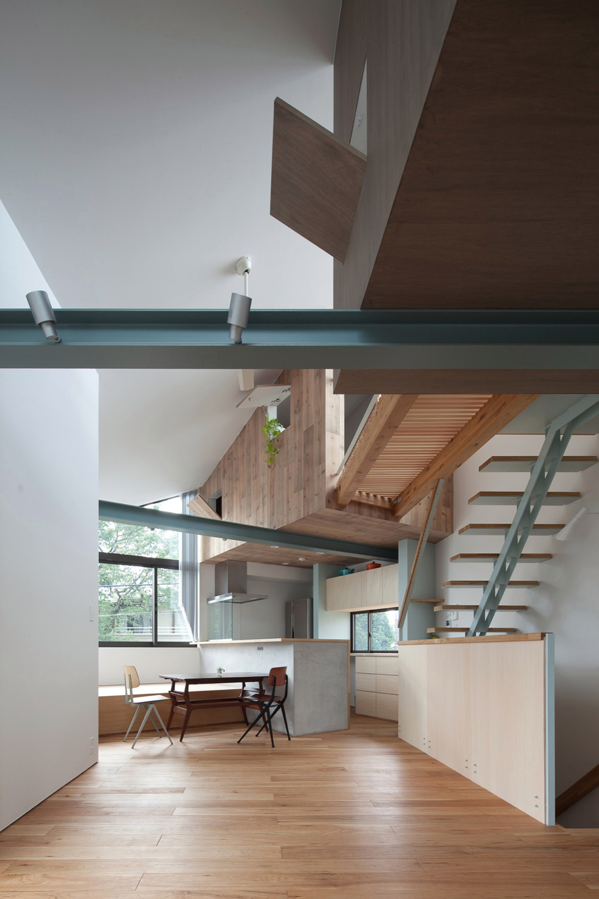 A Small yet Spacious House with Floating Treehouse in Tokyo by Yuki Miyamoto Architect (10)