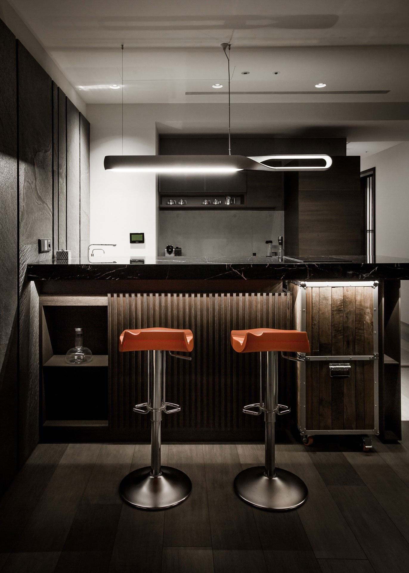A Sophisticated Apartment with an Elegant and Refined Interior in Taiwan by PMD (22)
