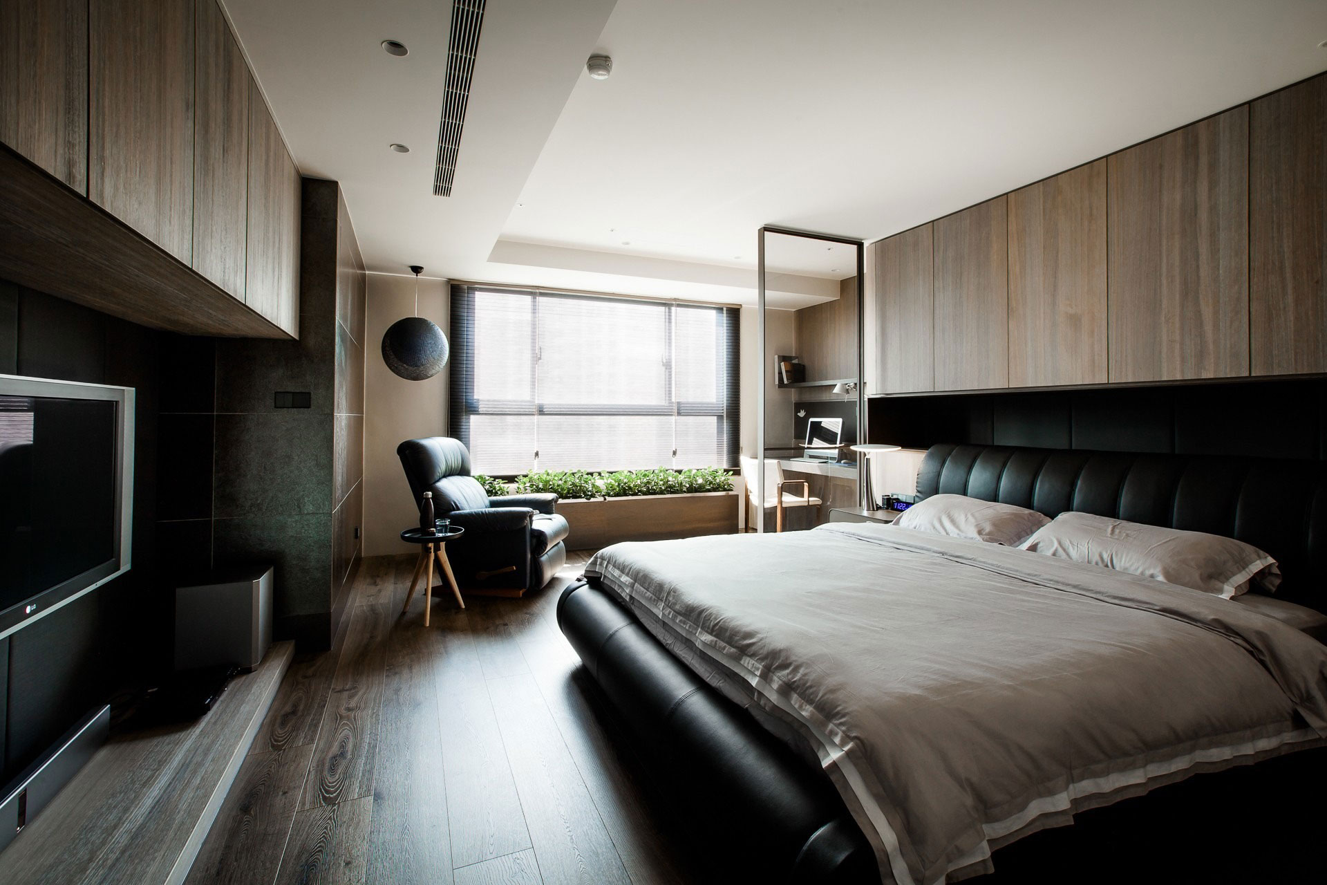 A Sophisticated Apartment with an Elegant and Refined Interior in Taiwan by PMD (28)