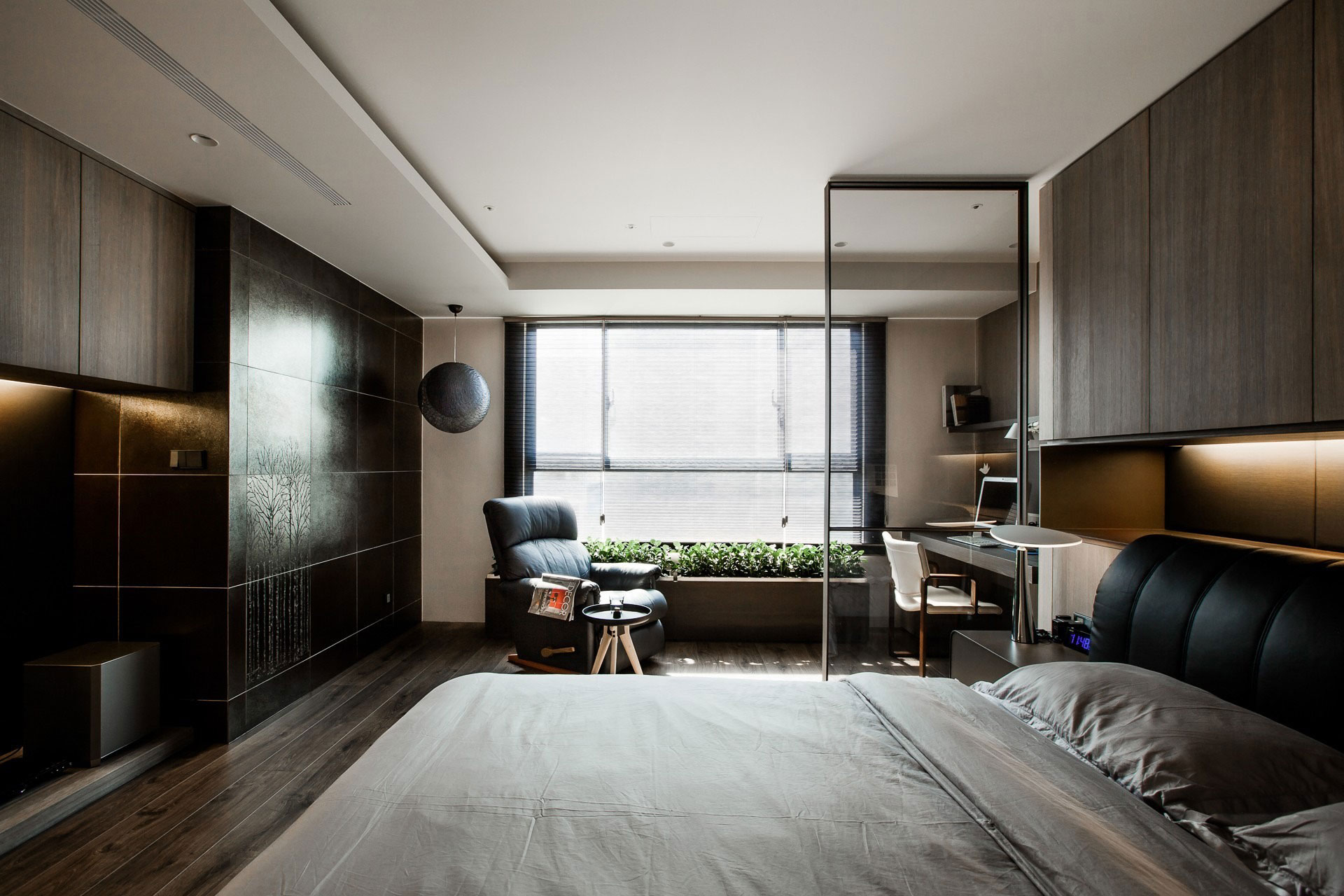 A Sophisticated Apartment with an Elegant and Refined Interior in Taiwan by PMD (29)