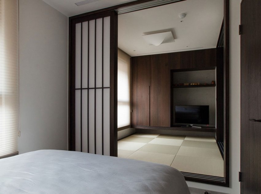 A Sophisticated Apartment with an Elegant and Refined Interior in Taiwan by PMD (33)