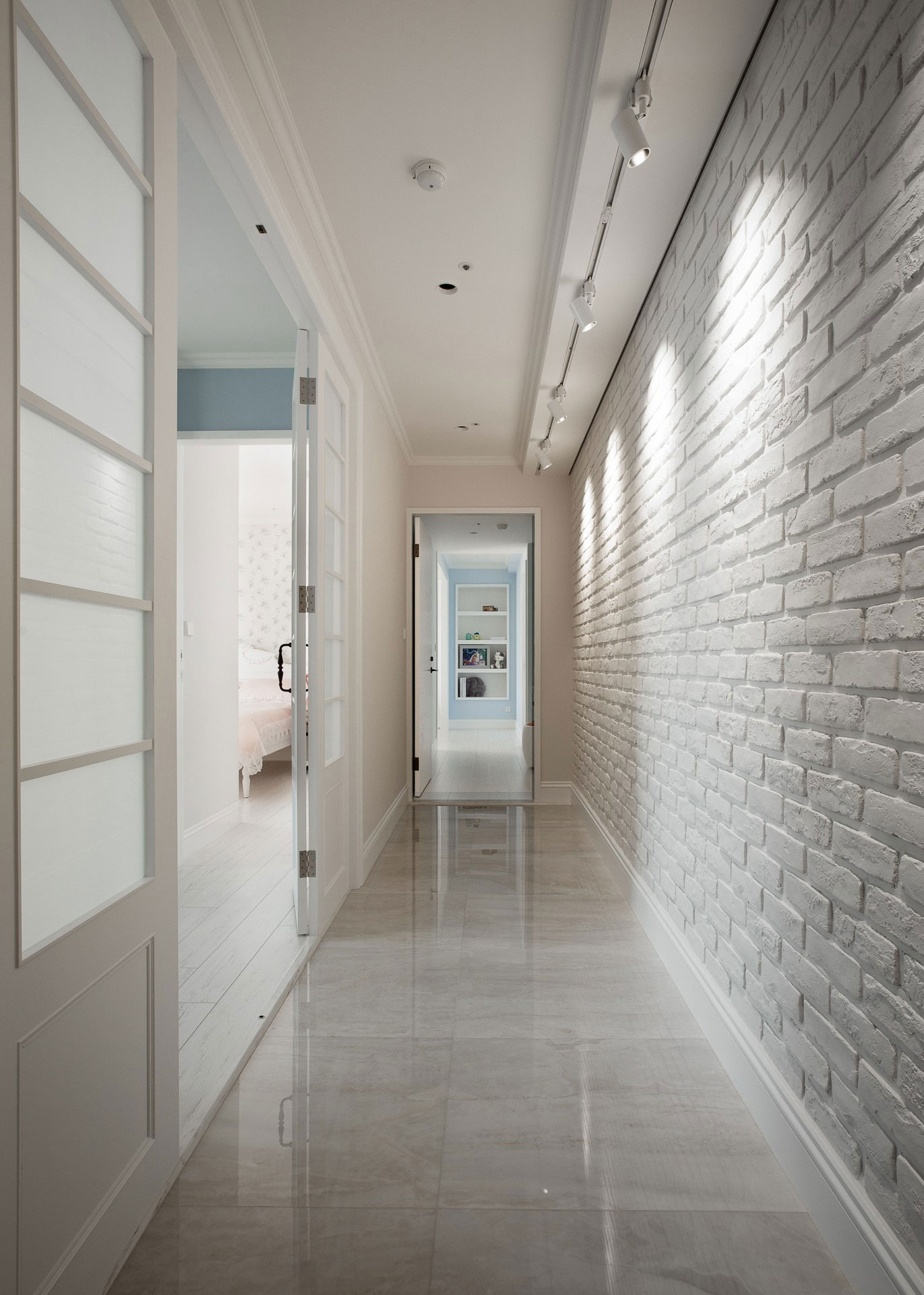A Sophisticated Apartment with an Elegant and Refined Interior in Taiwan by PMD (37)