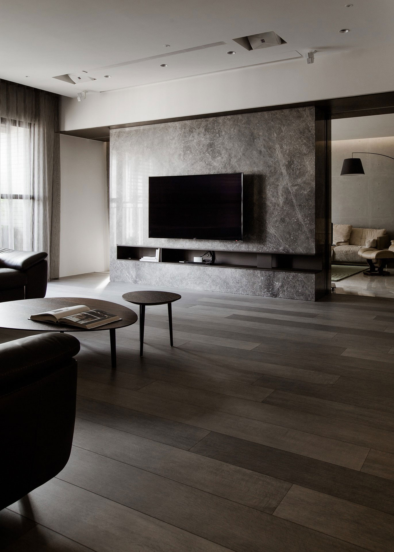 A Sophisticated Apartment with an Elegant and Refined Interior in Taiwan by PMD (4)