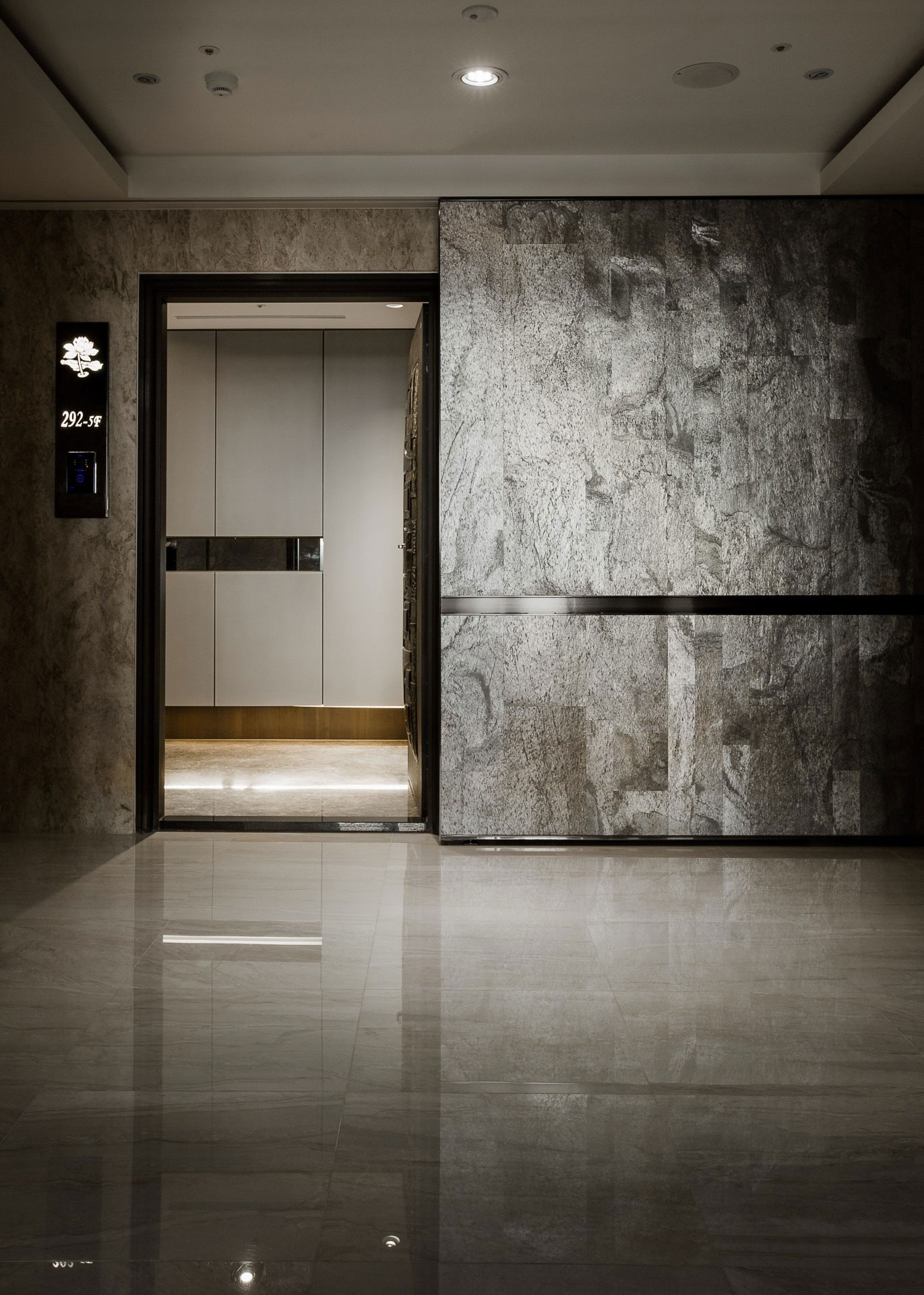 A Sophisticated Apartment with an Elegant and Refined Interior in Taiwan by PMD (7)