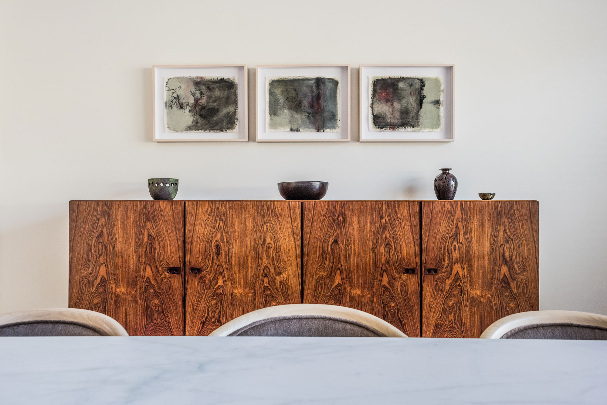 A Sophisticated Contemporary Home with Wonderful Interiors in Texas by Joshua Rice Design (10)