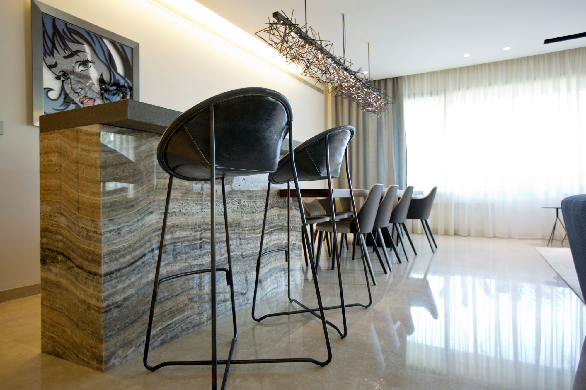 A Sophisticated Modern Apartment with Spacious and Warm Interior in Sin El Fil by ROHD (12)