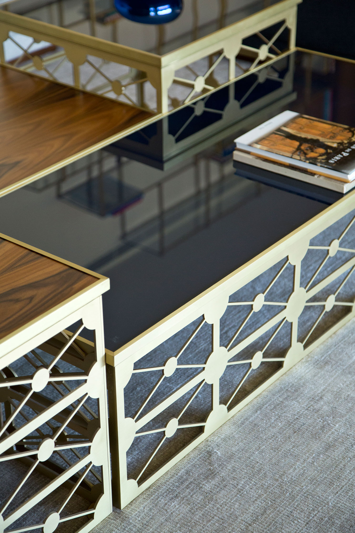 A Sophisticated Modern Apartment with Spacious and Warm Interior in Sin El Fil by ROHD (5)