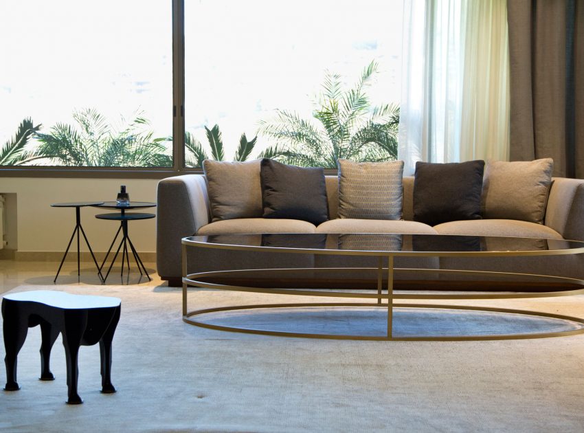 A Sophisticated Modern Apartment with Spacious and Warm Interior in Sin El Fil by ROHD (8)