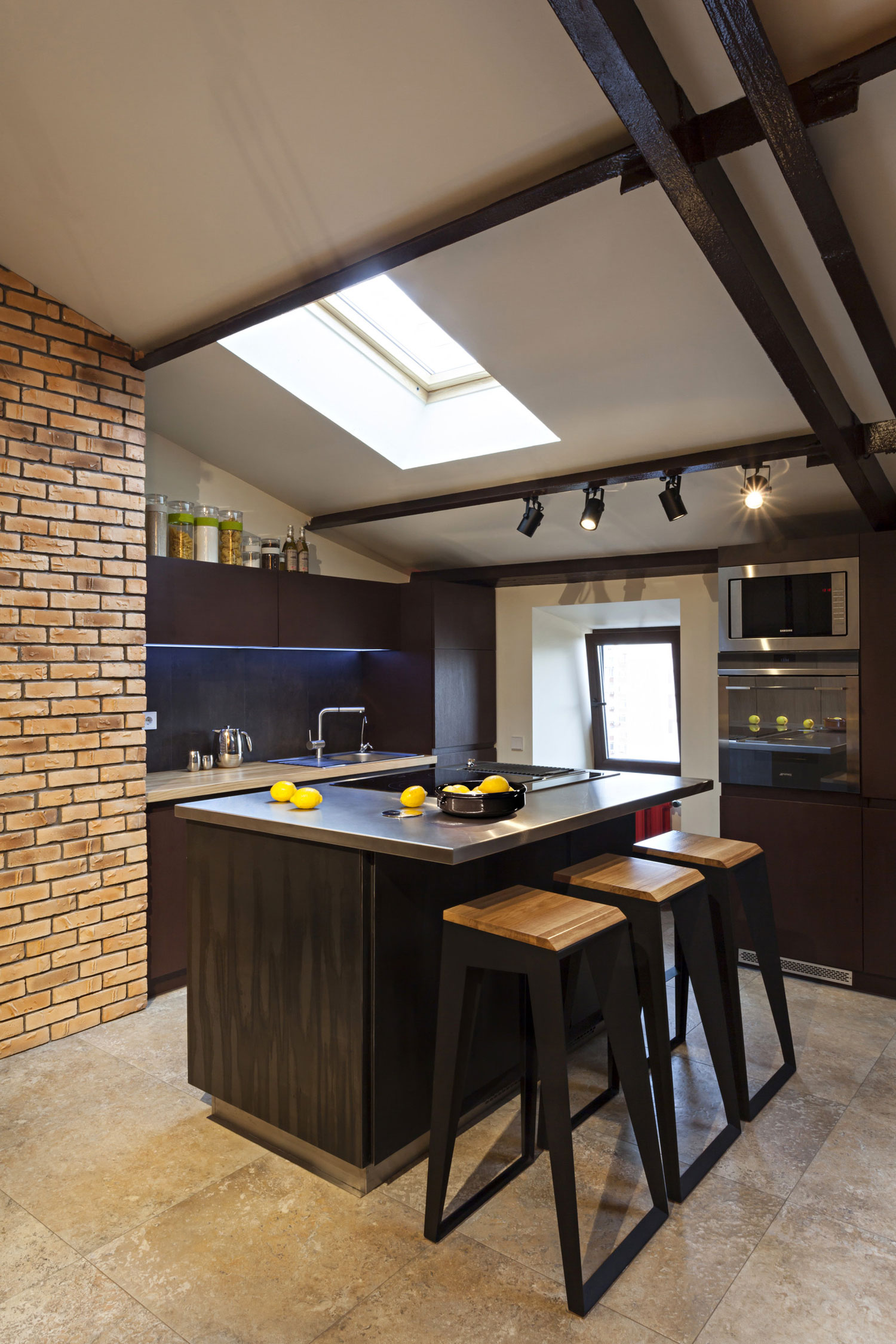 A Sophisticated Modern Home with Extraordinary Interiors in Kiev, Ukraine by U // ME Architects (7)