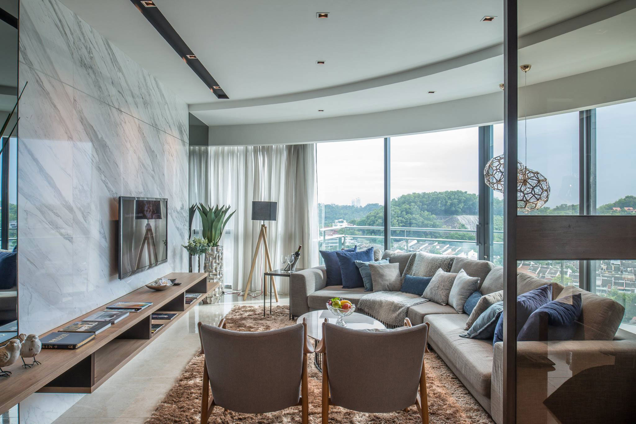 A Sophisticated and Stylish Home for an Avid Traveler and Photographer in Kuala Lumpur by Nu Infinity (3)