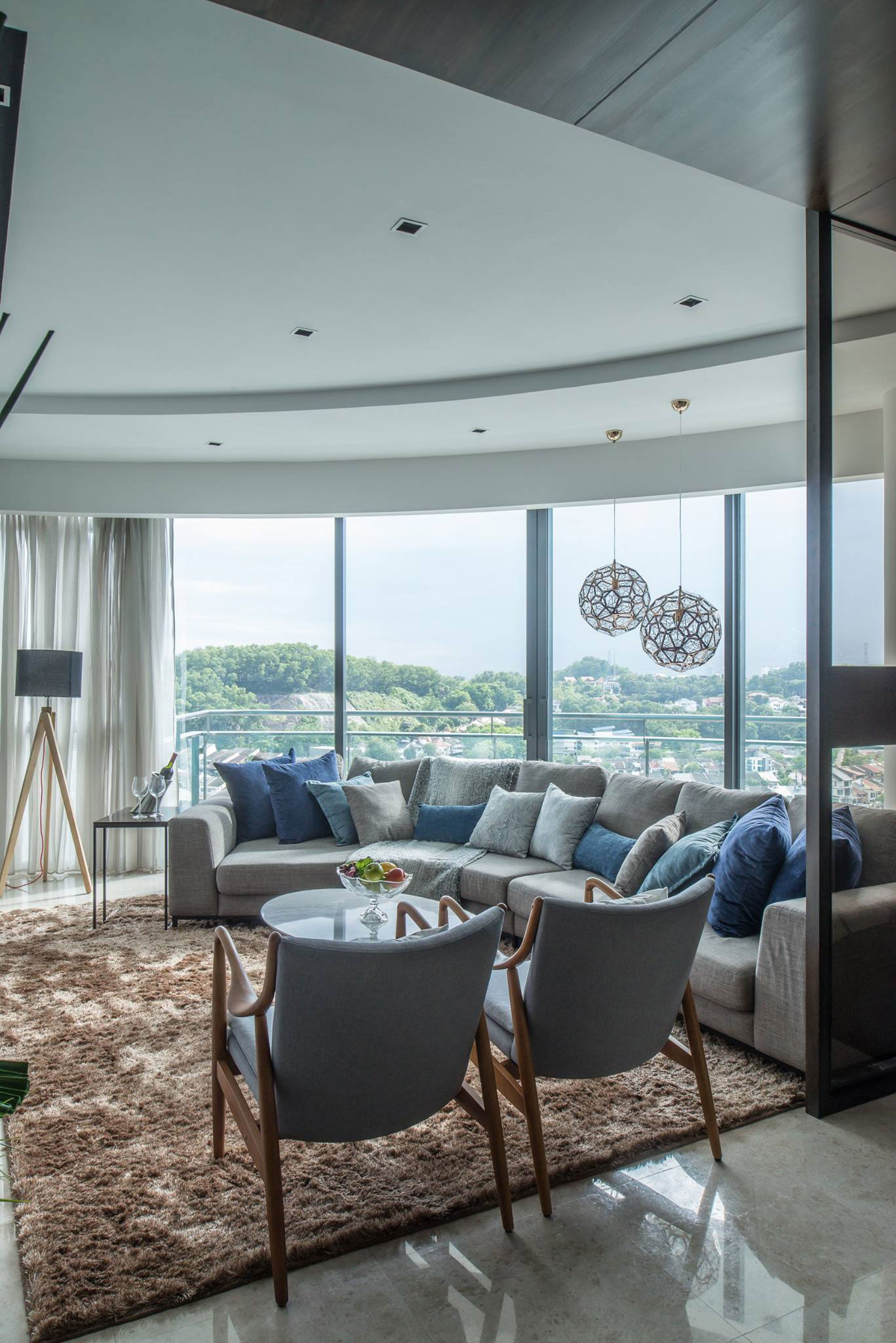 A Sophisticated and Stylish Home for an Avid Traveler and Photographer in Kuala Lumpur by Nu Infinity (5)