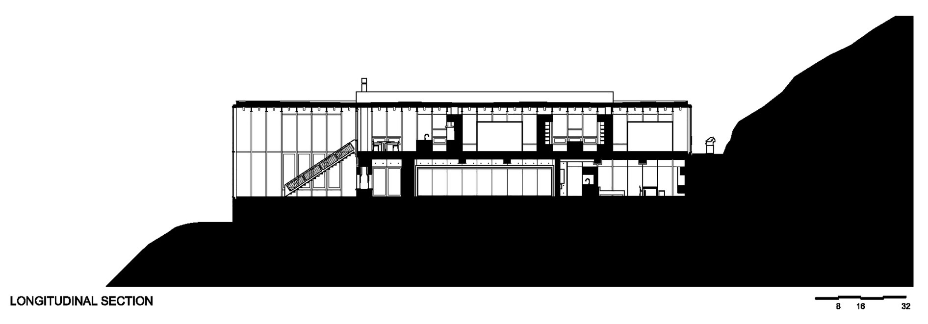 A Spacious Contemporary Glass House in the Catskill Mountains of New York City by Jay Bargmann (52)