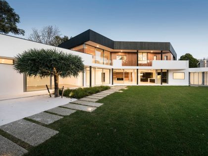 A Spacious Contemporary Home with Beautiful Wood Elements in Dalkeith by Hillam Architects (6)