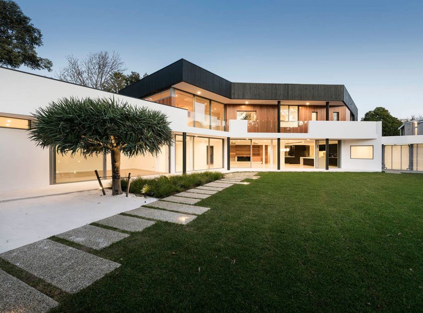 A Spacious Contemporary Home with Beautiful Wood Elements in Dalkeith by Hillam Architects (6)