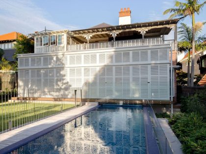 A Spacious Contemporary House with Retractable Veranda in New South Wales by Luigi Rosselli Architects (2)