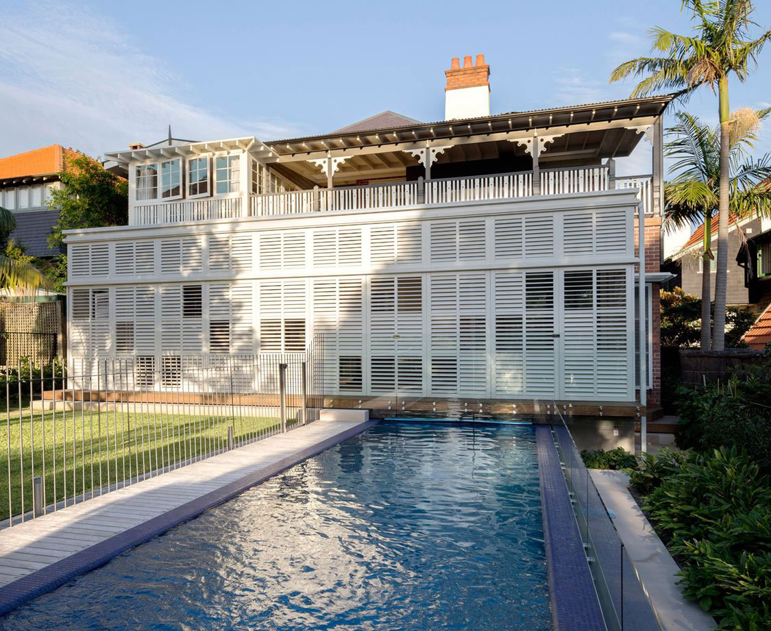 A Spacious Contemporary House with Retractable Veranda in New South Wales by Luigi Rosselli Architects (3)