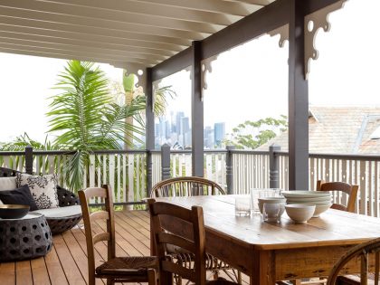 A Spacious Contemporary House with Retractable Veranda in New South Wales by Luigi Rosselli Architects (9)