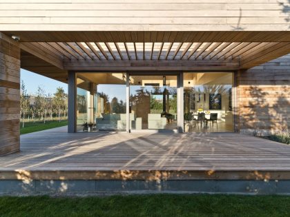 A Spacious Contemporary Wooden Home with Cedar Walls Inside and Out in Poznań by Mariusz Wrzeszcz Office (2)