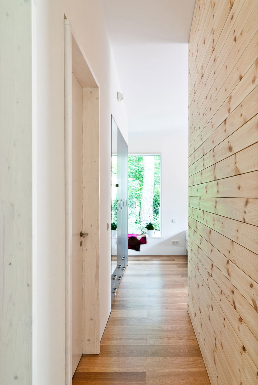 A Spacious Modern House with Floor-to-Ceiling Windows in the Woods of Potsdam, Germany by Claim (16)