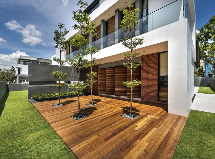 A Spacious Modern House with Wood and Orange Brick Walls in Singapore by Park + Associates Pte Ltd (3)
