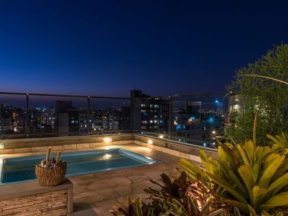 A Spacious Top House Full of Vibrant and Unique Character in Belo Horizonte by Celeno Ivanovo (15)