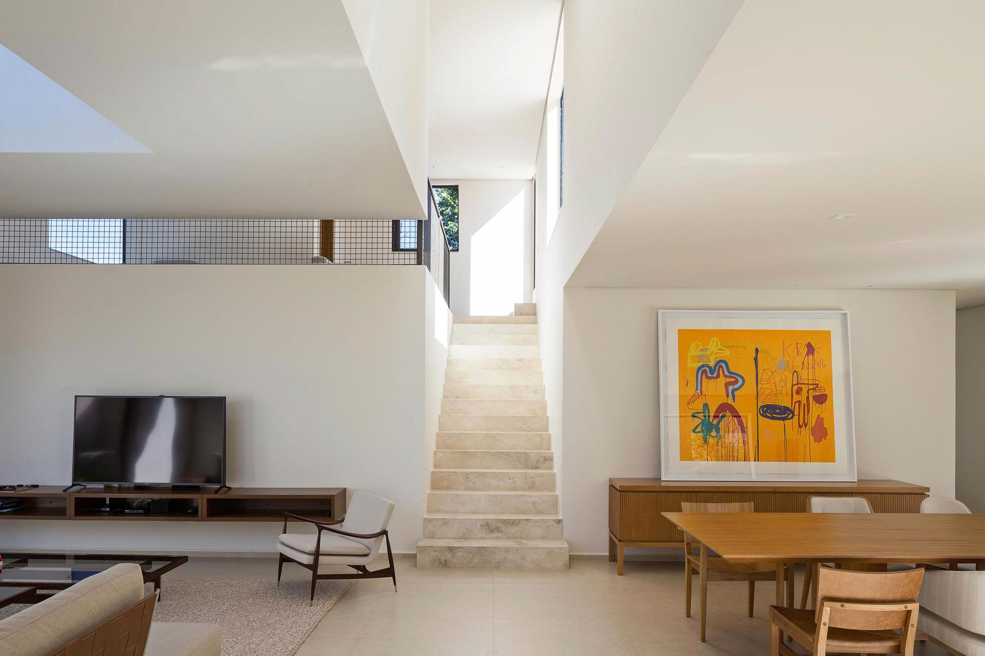 A Spacious and Airy Contemporary Home with Wonderful Views in Brasilia by Bloco Arquitetos (24)