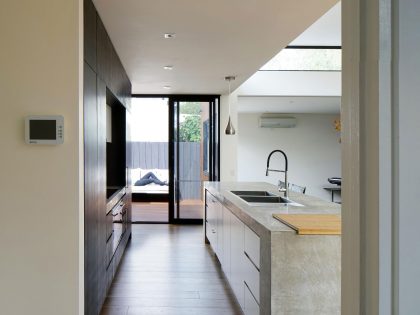 A Spacious and Airy Home with an Art Deco Interiors in Caulfield by Christopher Megowan Design (10)