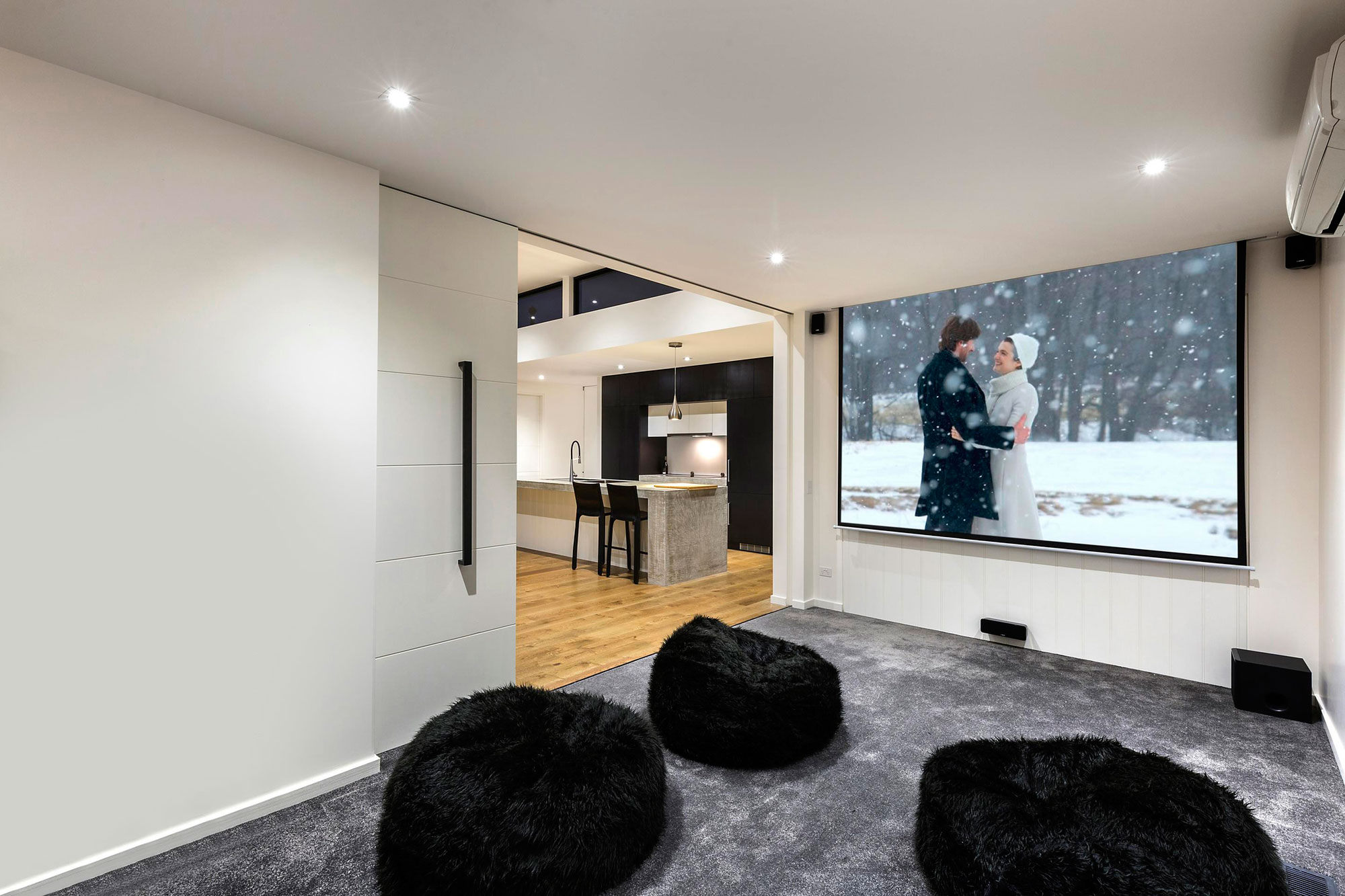 A Spacious and Airy Home with an Art Deco Interiors in Caulfield by Christopher Megowan Design (13)