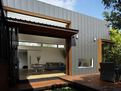 A Spacious and Airy Home with an Art Deco Interiors in Caulfield by Christopher Megowan Design (3)
