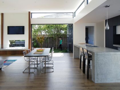 A Spacious and Airy Home with an Art Deco Interiors in Caulfield by Christopher Megowan Design (7)