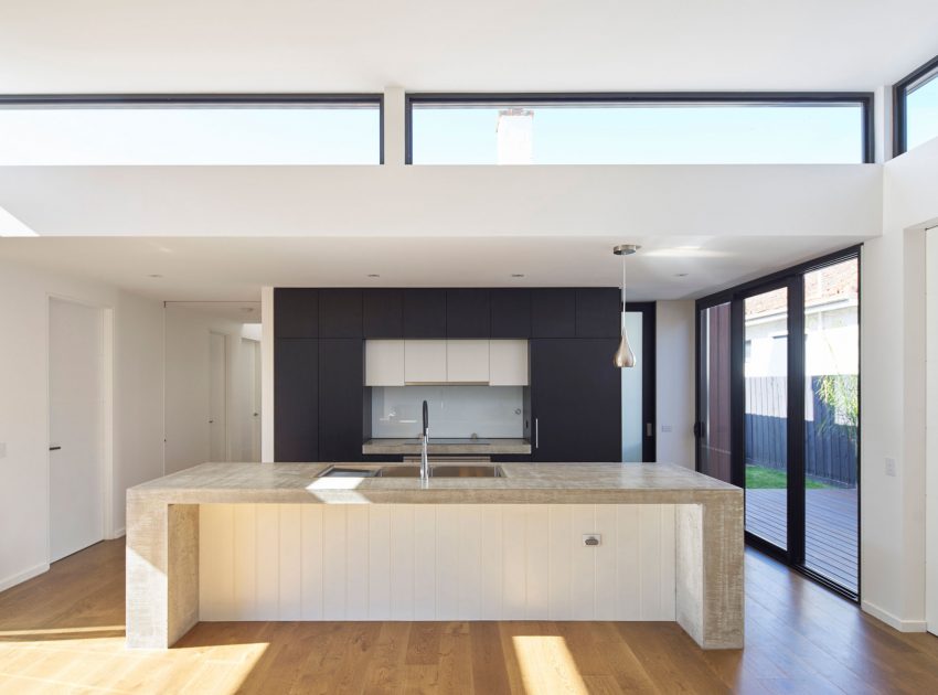 A Spacious and Airy Home with an Art Deco Interiors in Caulfield by Christopher Megowan Design (9)