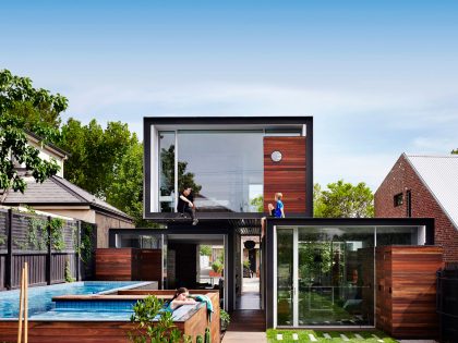 A Spacious and Compact Contemporary Family Home in Melbourne