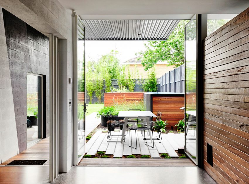 A Spacious and Compact Contemporary Family Home in Melbourne by Austin Maynard Architects (11)