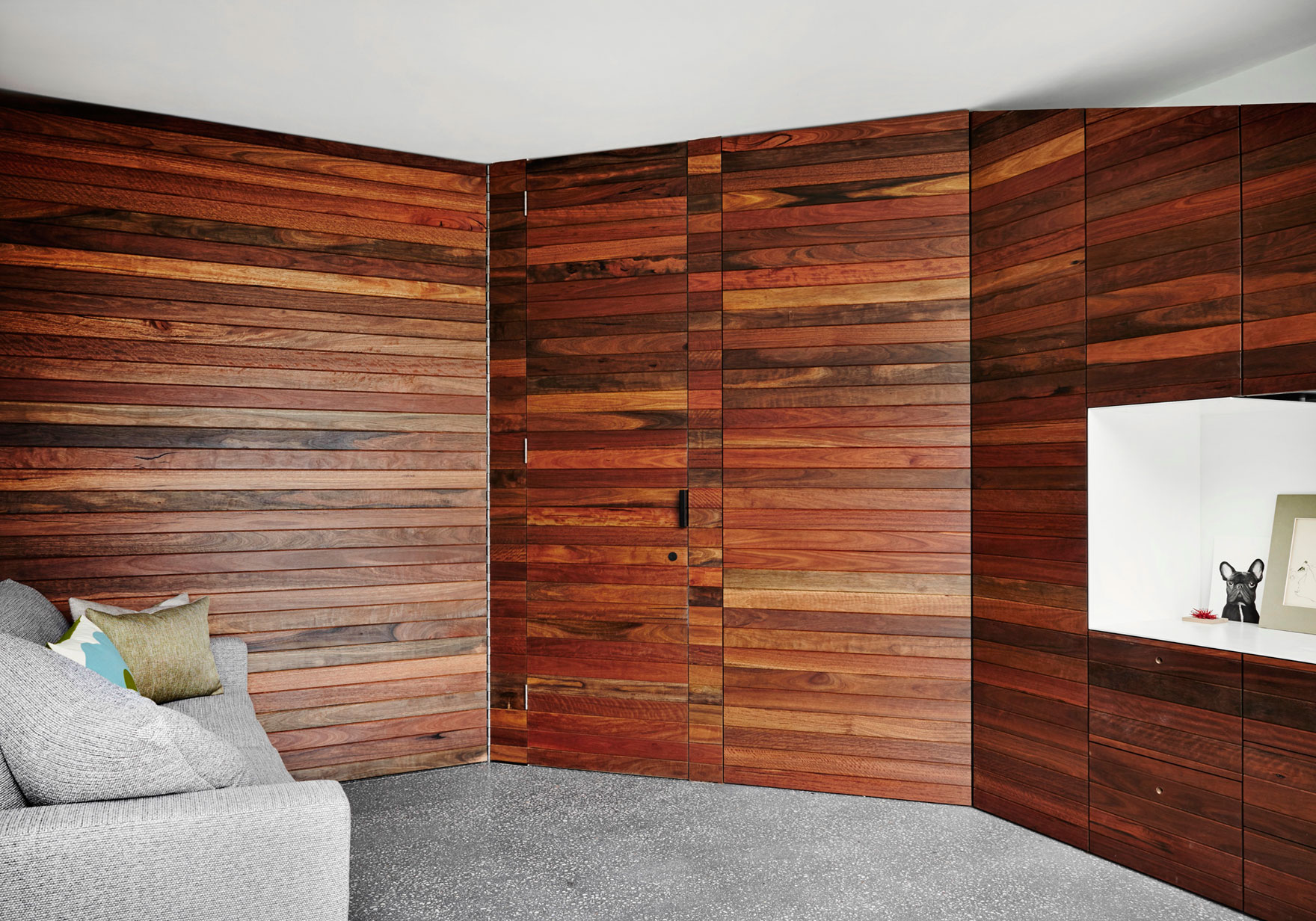 A Spacious and Compact Contemporary Family Home in Melbourne by Austin Maynard Architects (16)
