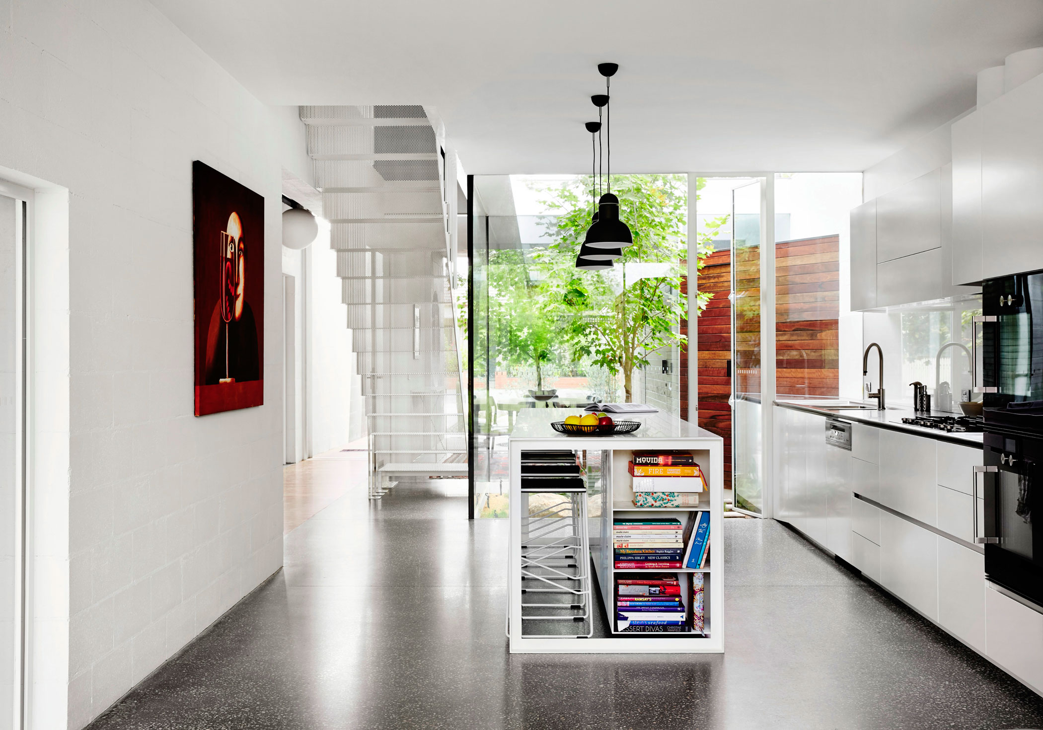 A Spacious and Compact Contemporary Family Home in Melbourne by Austin Maynard Architects (20)