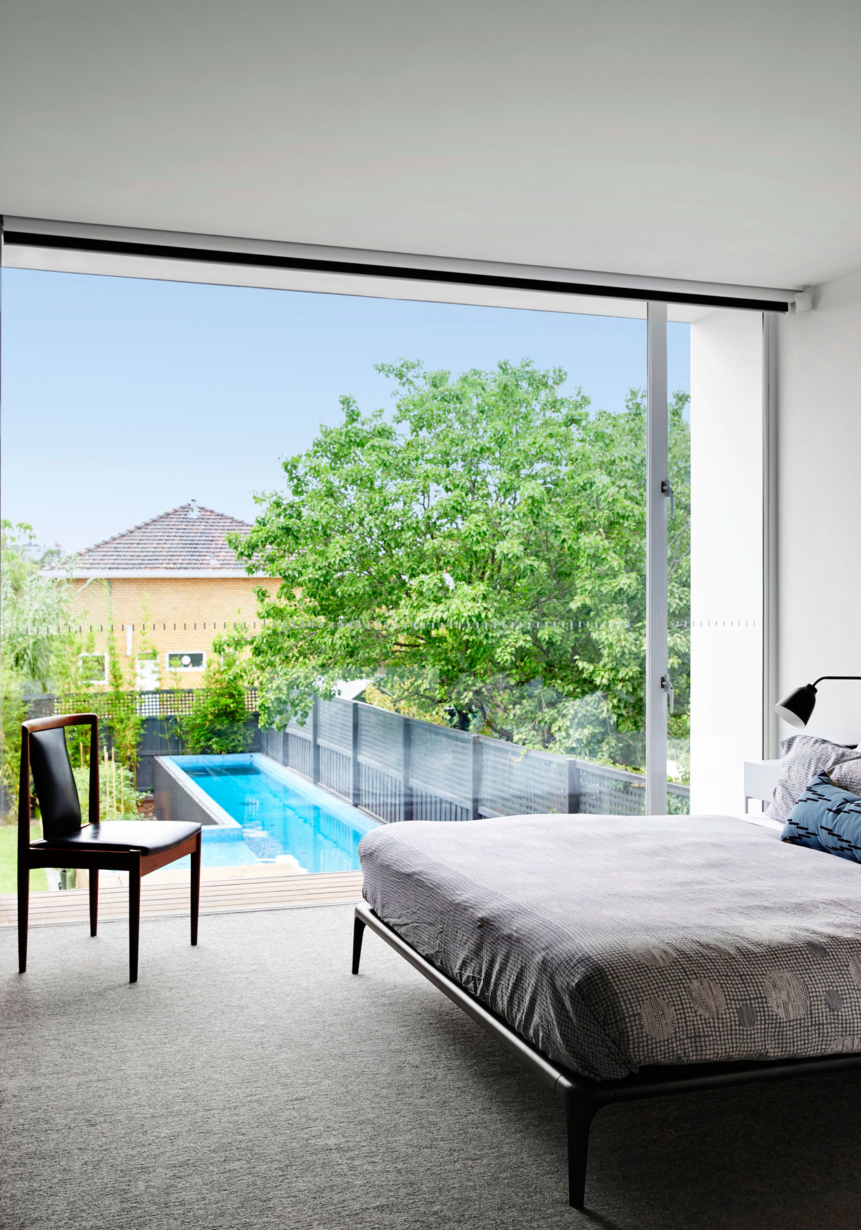 A Spacious and Compact Contemporary Family Home in Melbourne by Austin Maynard Architects (26)