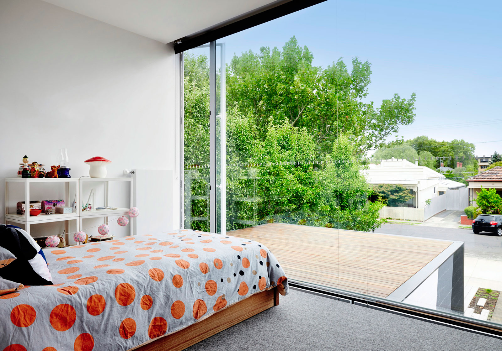 A Spacious and Compact Contemporary Family Home in Melbourne by Austin Maynard Architects (28)
