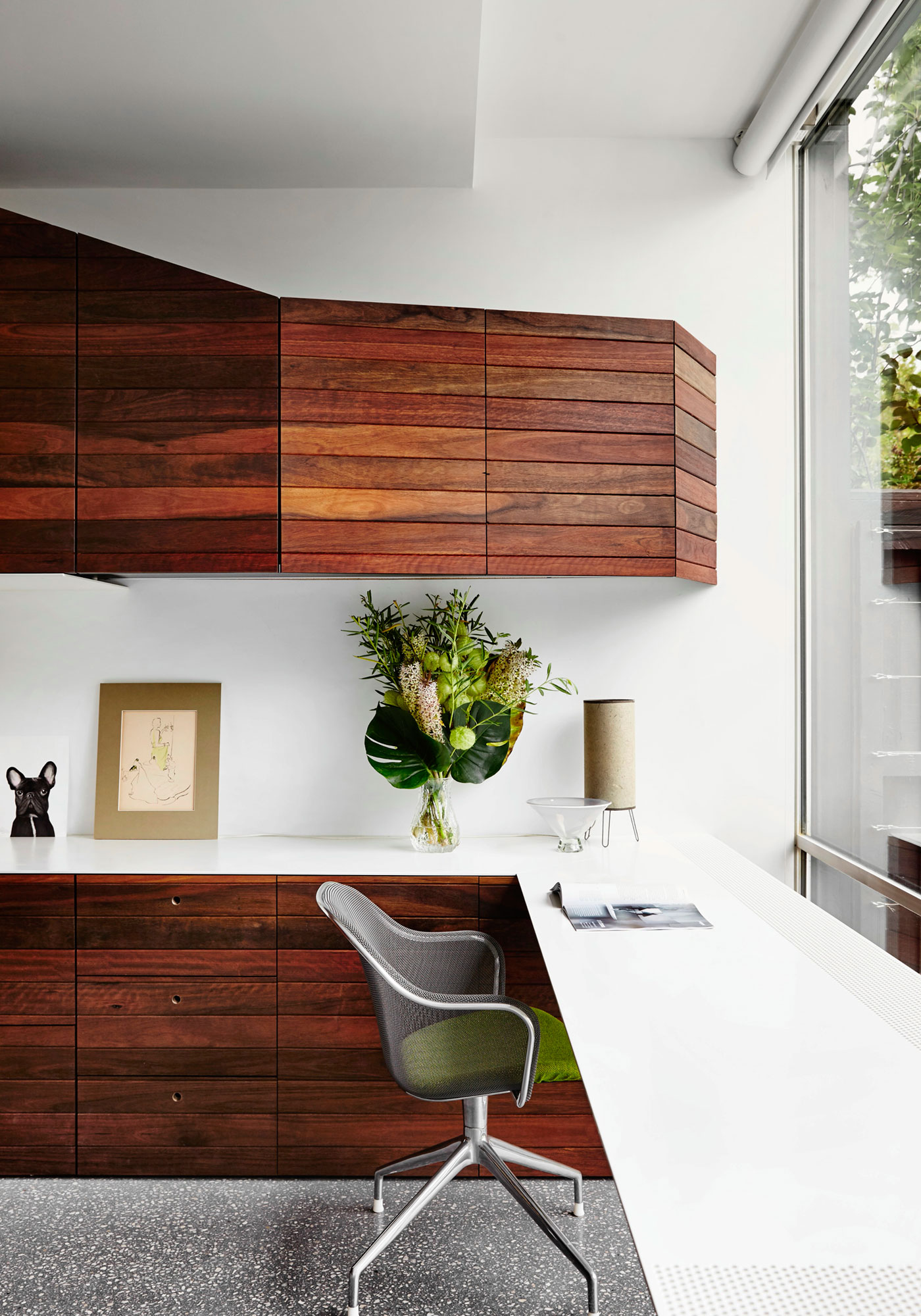 A Spacious and Compact Contemporary Family Home in Melbourne by Austin Maynard Architects (34)