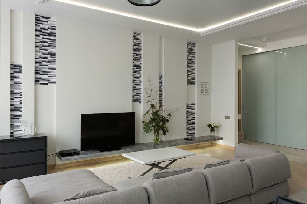 A Spacious and Modern Monochrome Apartment in Kharkov, Ukraine by Larisa Nikitenko (5)