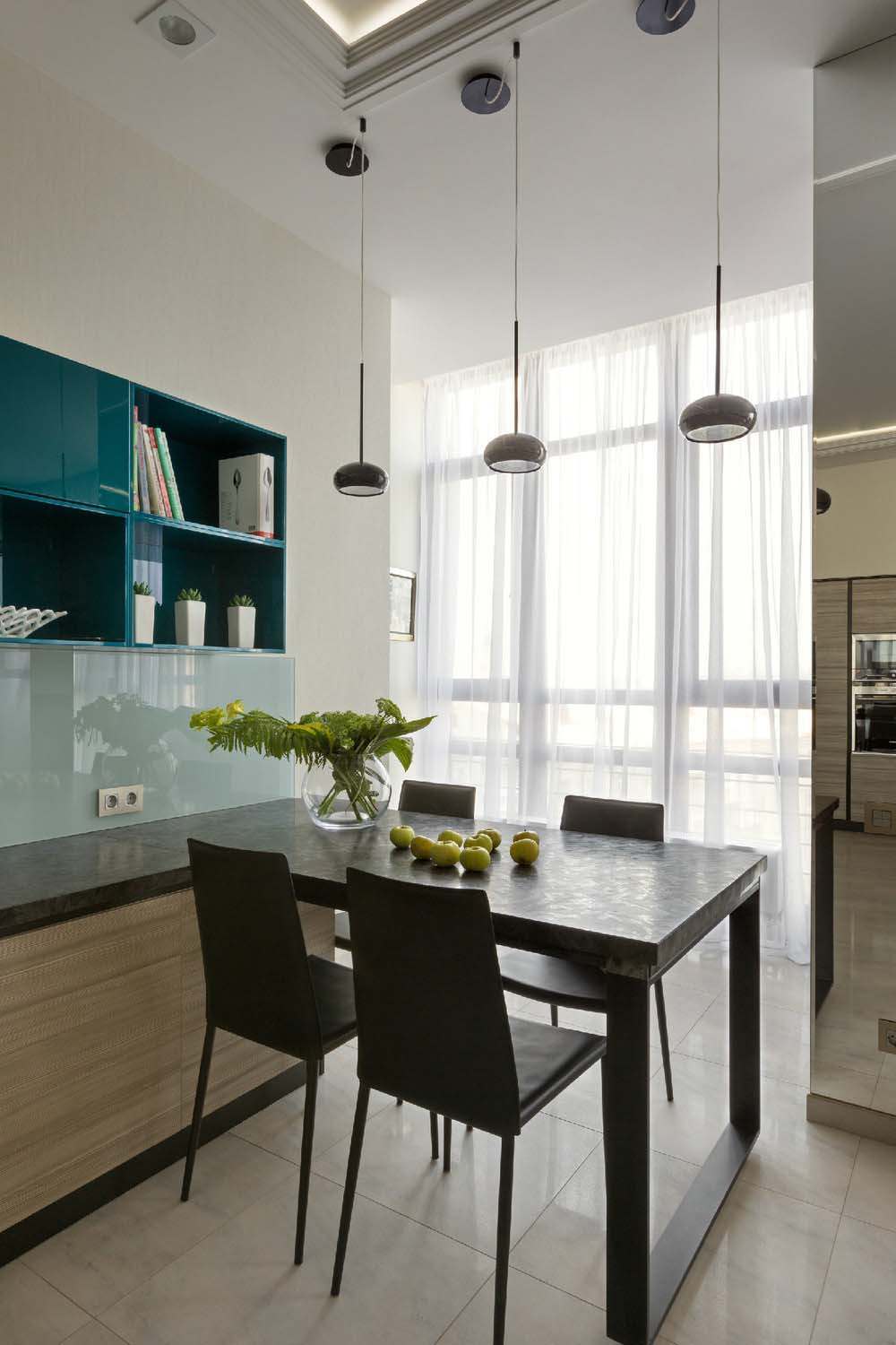 A Spacious and Modern Monochrome Apartment in Kharkov, Ukraine by Larisa Nikitenko (7)