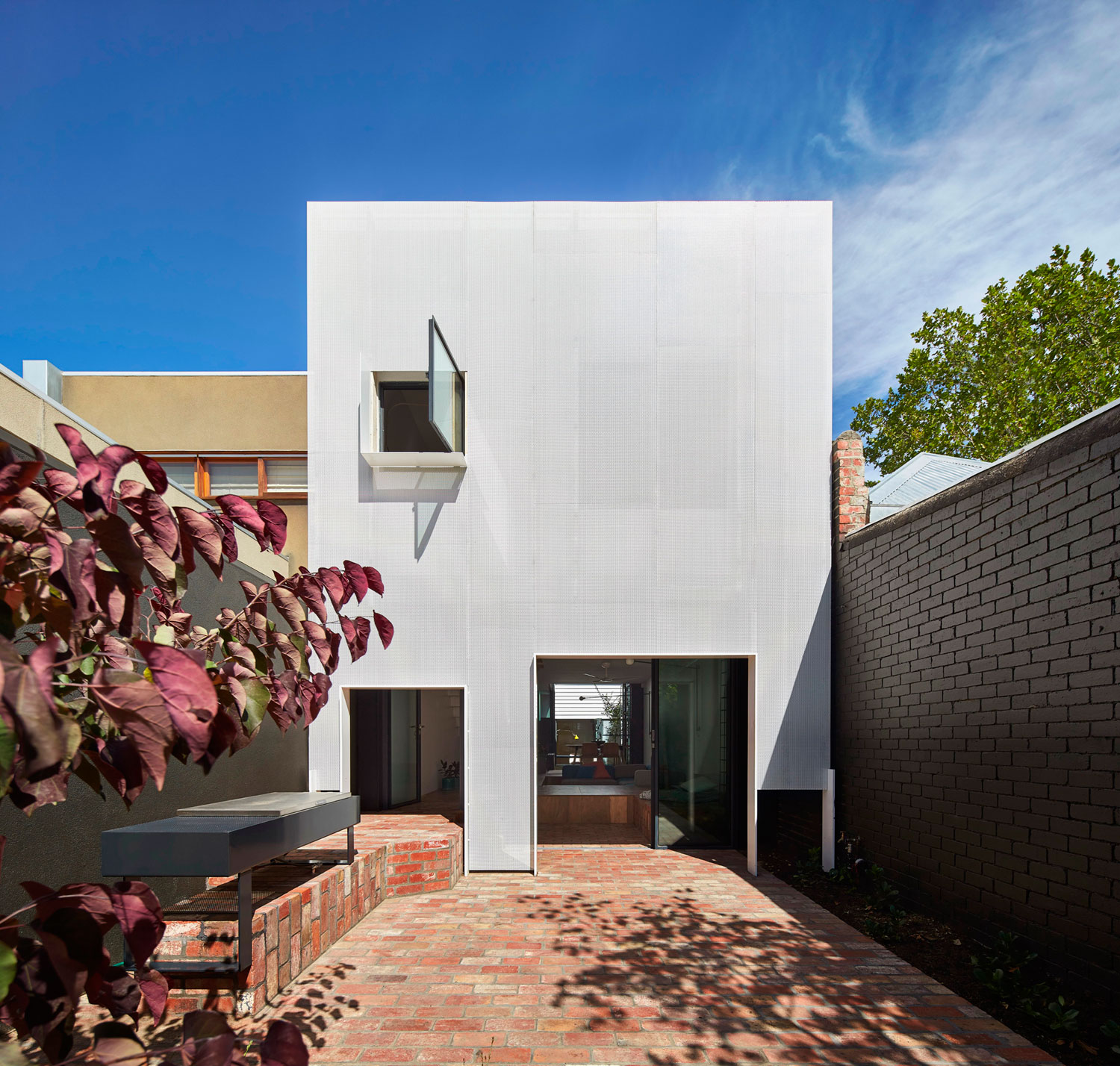 A Spacious and Playful Home with Giant Toy Box Spaces in Melbourne by Austin Maynard Architects (1)
