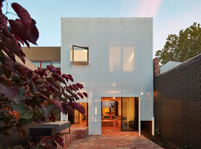 A Spacious and Playful Home with Giant Toy Box Spaces in Melbourne by Austin Maynard Architects (23)