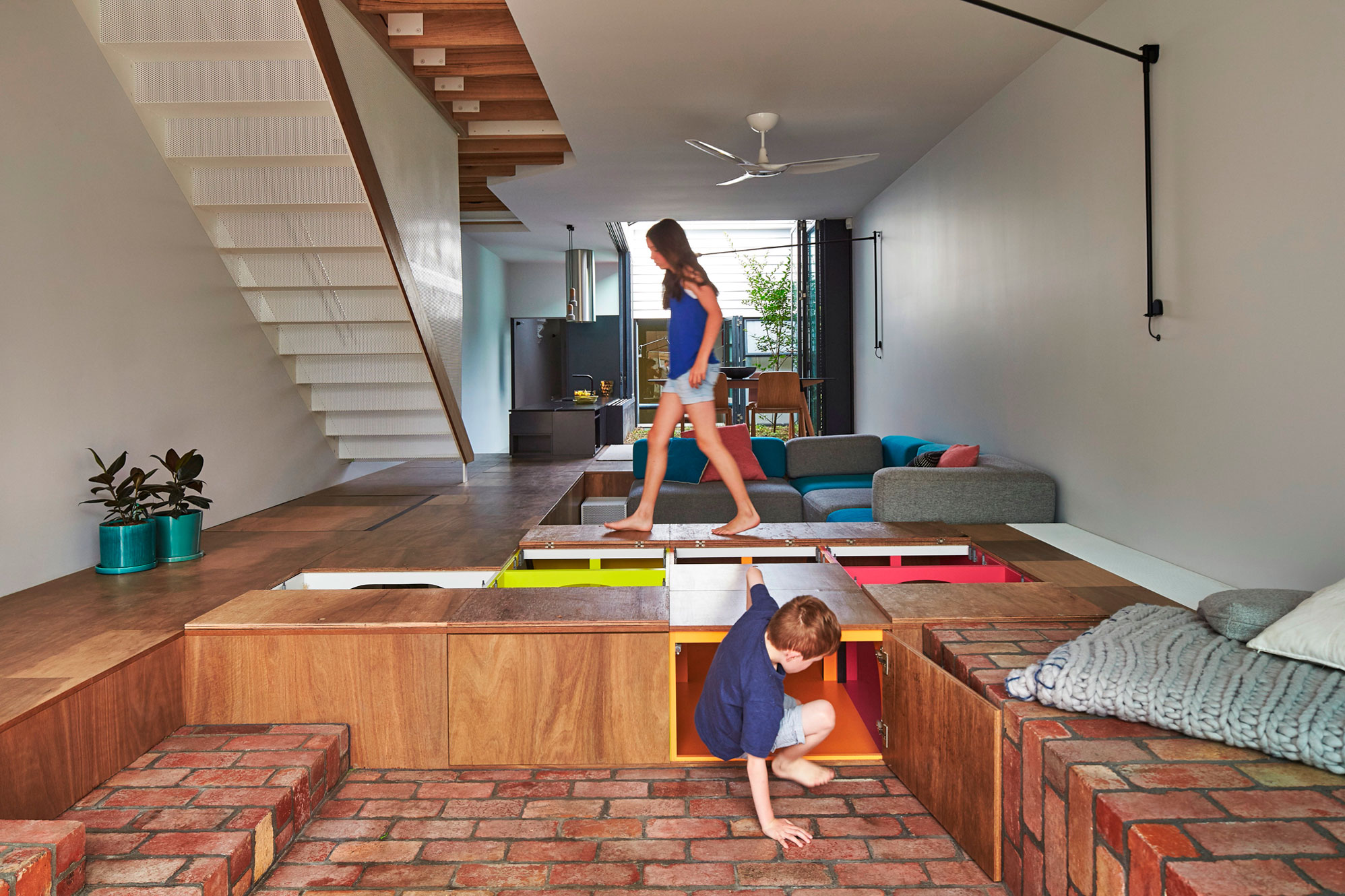 A Spacious and Playful Home with Giant Toy Box Spaces in Melbourne by Austin Maynard Architects (5)