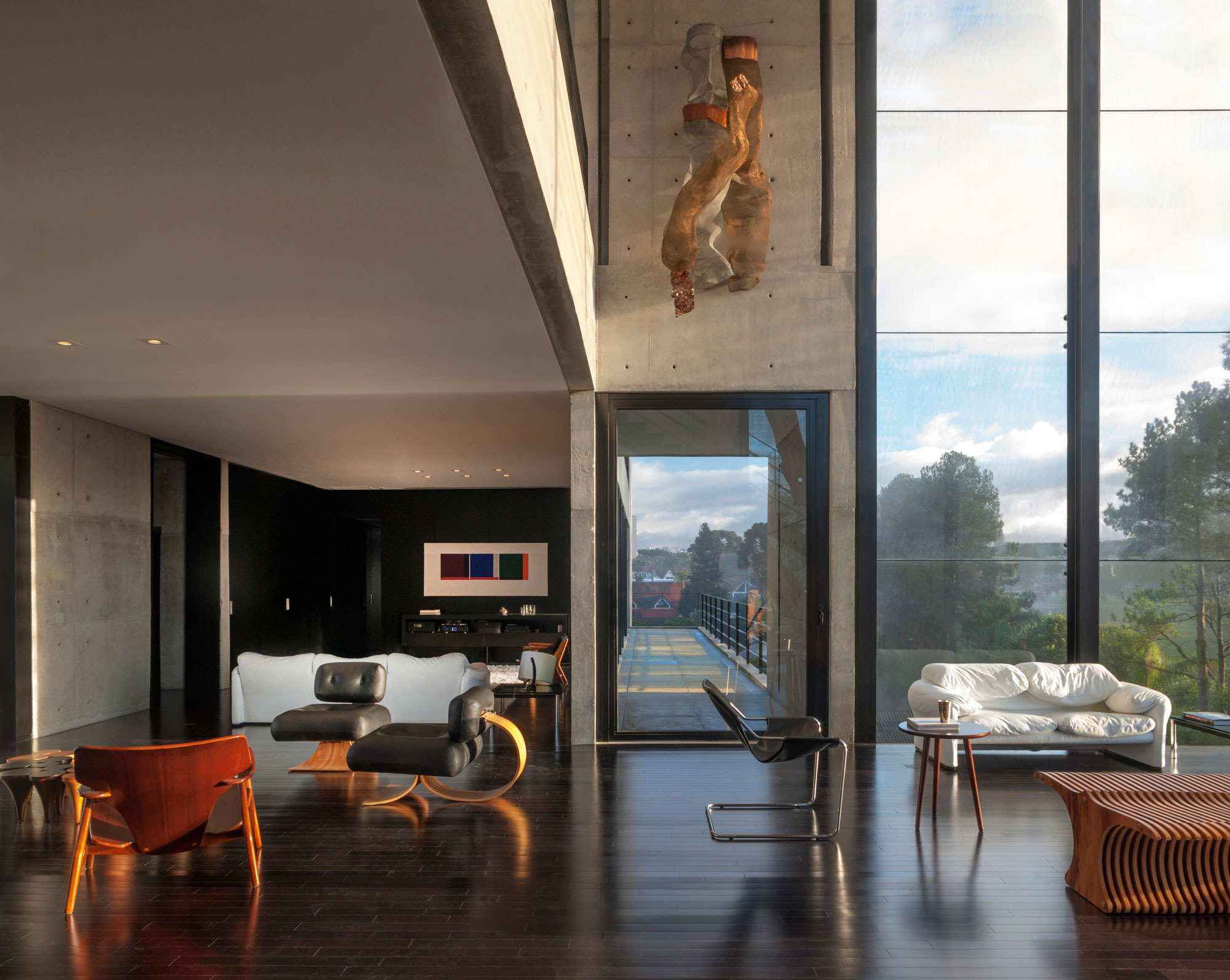 A Spacious and Stylish Contemporary Home for a Couple and Two Girls in Curitiba by Marcos Bertoldi Arquitetos (15)