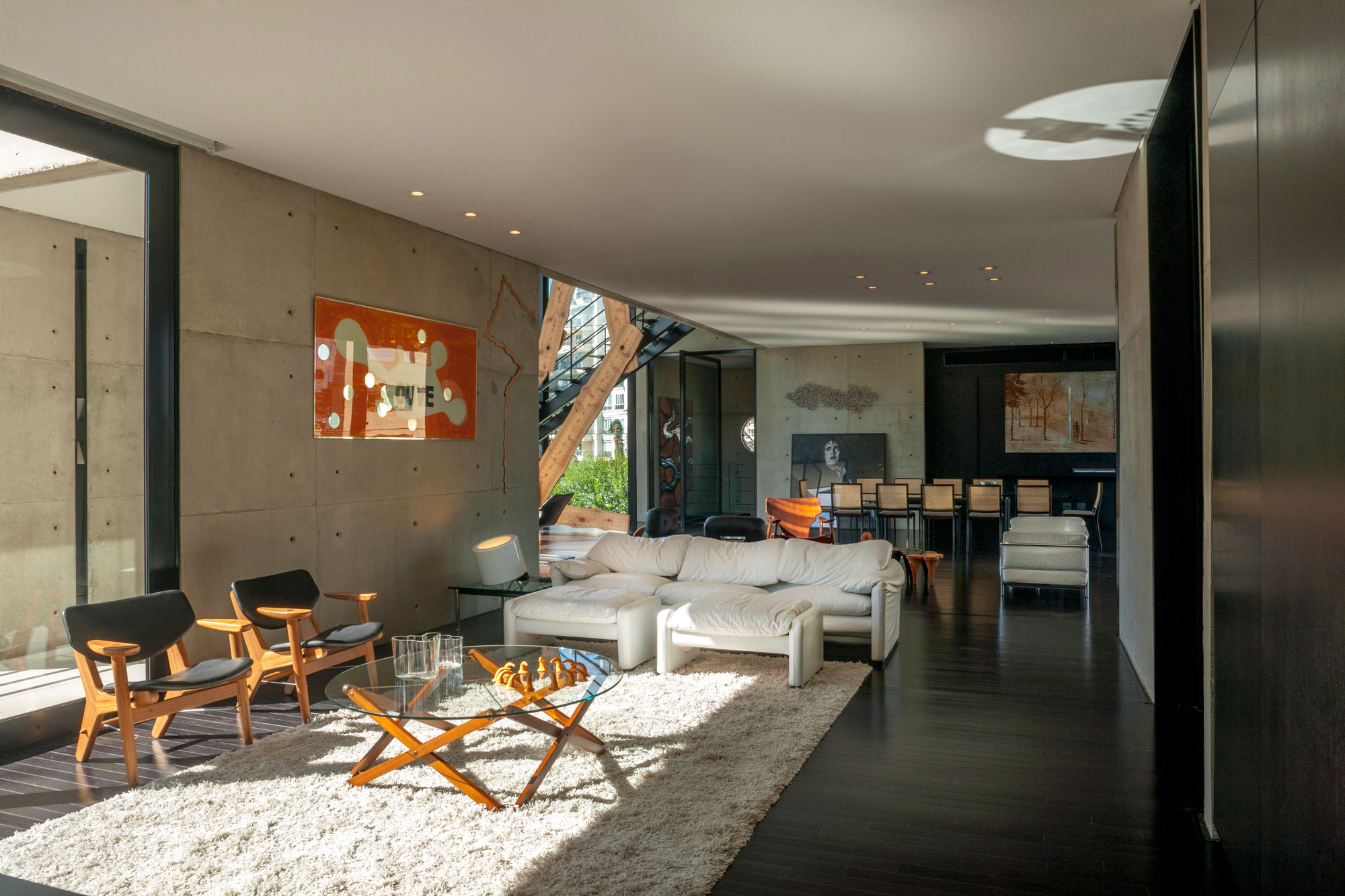 A Spacious and Stylish Contemporary Home for a Couple and Two Girls in Curitiba by Marcos Bertoldi Arquitetos (20)
