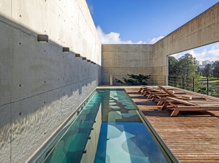 A Spacious and Stylish Contemporary Home for a Couple and Two Girls in Curitiba by Marcos Bertoldi Arquitetos (5)